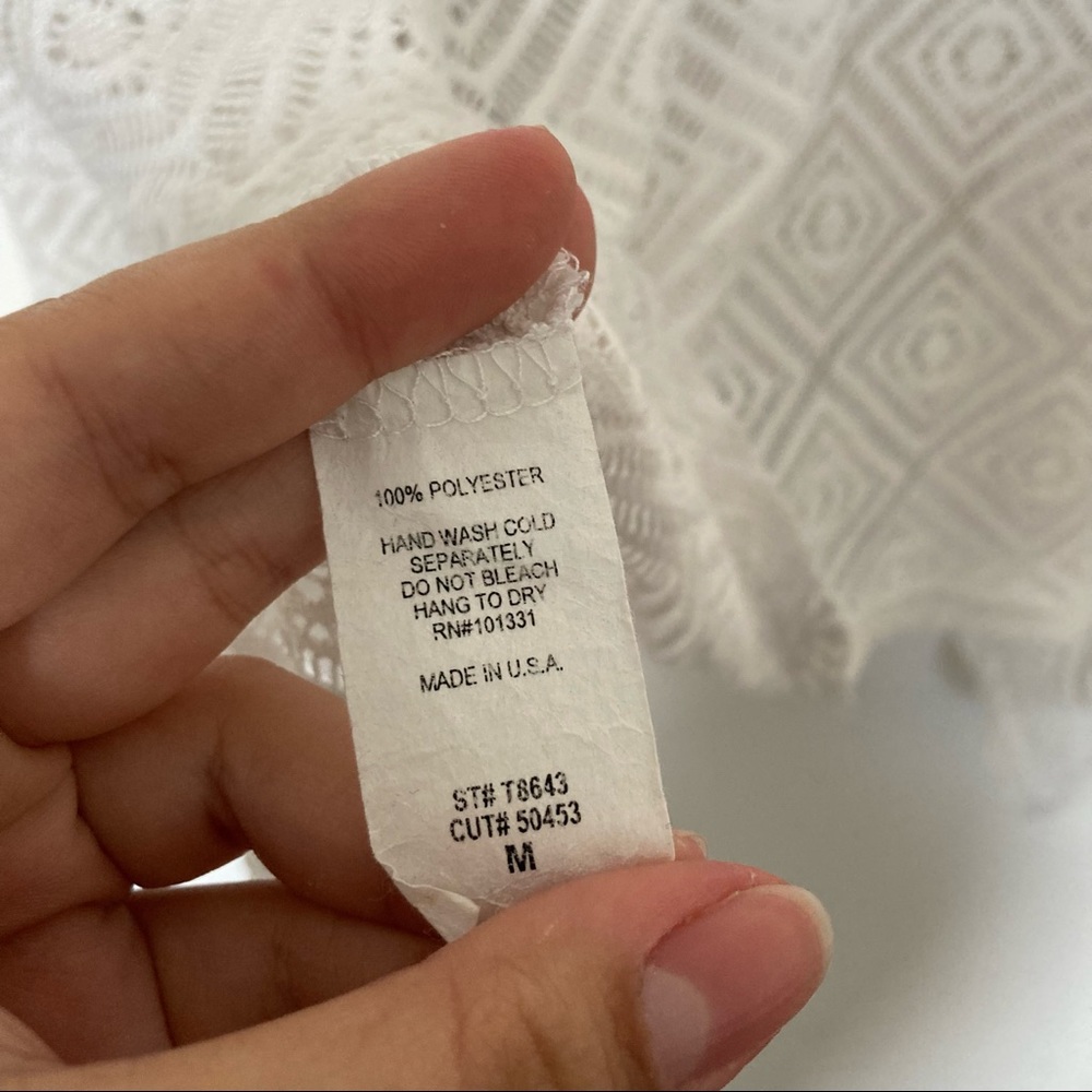 Target White Cut-Out Design Cardigan - Picture 4 of 4
